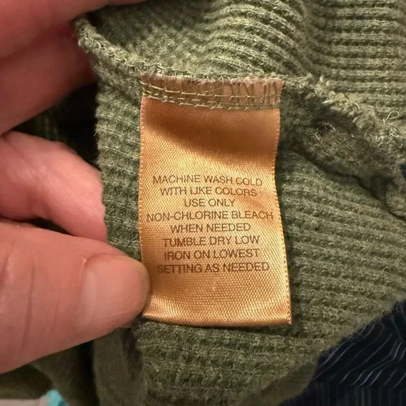 Men’s St John’s Bay Waffle long sleeve thermal shirt with three buttons in green - Picture 6 of 6